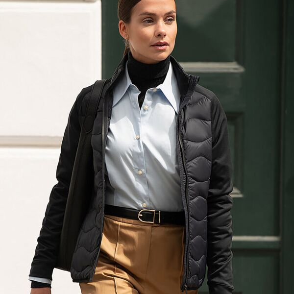 Women’s Stillwater – premium hybrid down jacket Thumbnail